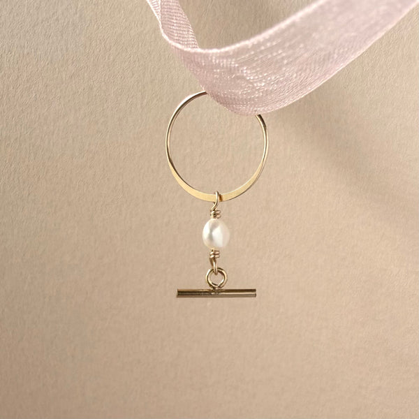 White Pearl - Hoop Earring Dainty - 14k Gold Filled
