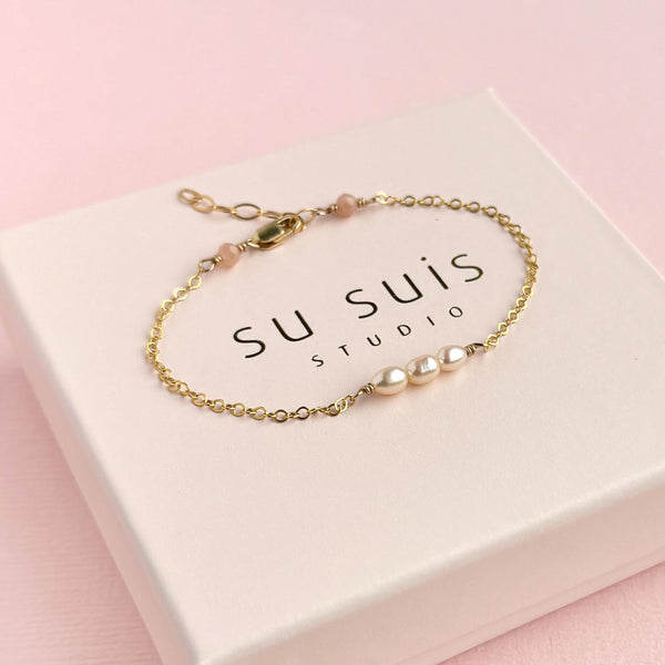 Soft Pink Pearl Bracelet - 14k Gold Filled