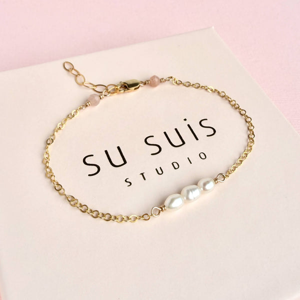 White Pearl Bracelet - 14k Gold Filled